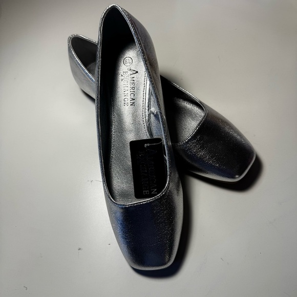 American Exchange Ballet Flats NWT - Picture 1 of 7